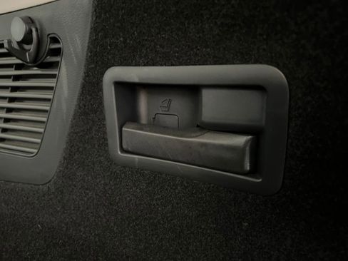 Used 2024 Nissan Murano Platinum w/ Cargo Package image 34