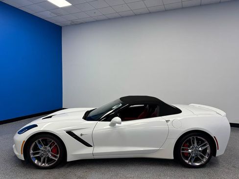 Used 2014 Chevrolet Corvette Stingray Convertible w/ 2LT Preferred Equipment Group RWD image 6