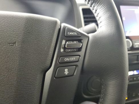 Used 2022 Nissan Frontier SV RWD image 25