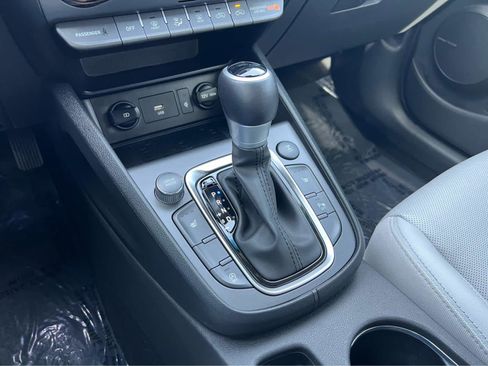 Certified 2023 Hyundai Kona Limited AWD/4WD image 38