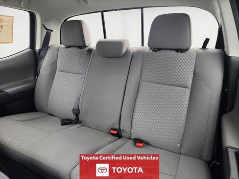 Certified 2023 Toyota Tacoma SR5 AWD/4WD image 15
