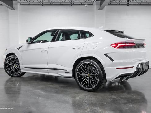 New 2025 Lamborghini Urus SE image 11