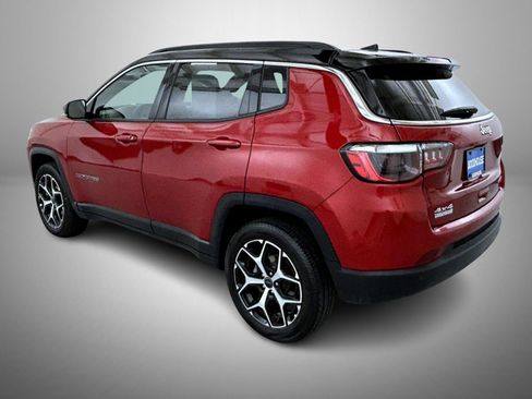 Used 2025 Jeep Compass Limited AWD/4WD image 7