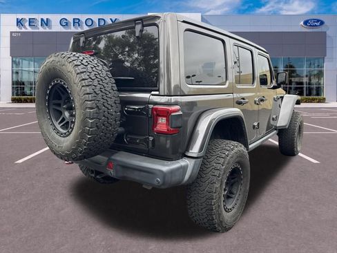 Used 2018 Jeep Wrangler Unlimited Rubicon AWD/4WD image 4