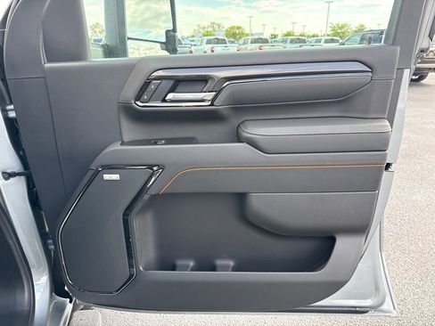 New 2026 GMC Sierra 3500 AT4 w/ AT4 Premium Plus Package AWD/4WD image 39
