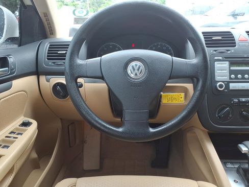 Used 2007 Volkswagen Jetta Wolfsburg Edition FWD image 5