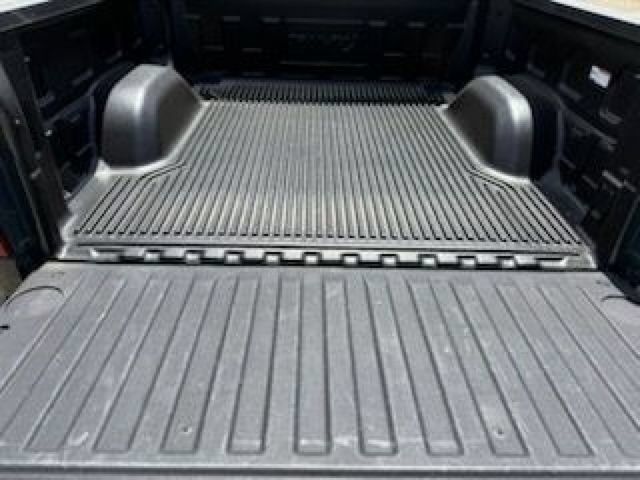 Used 2025 Chevrolet Silverado 1500 LT AWD/4WD image 23