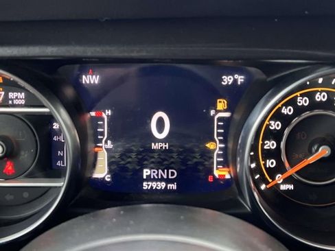 Used 2022 Jeep Wrangler Unlimited Sahara image 20