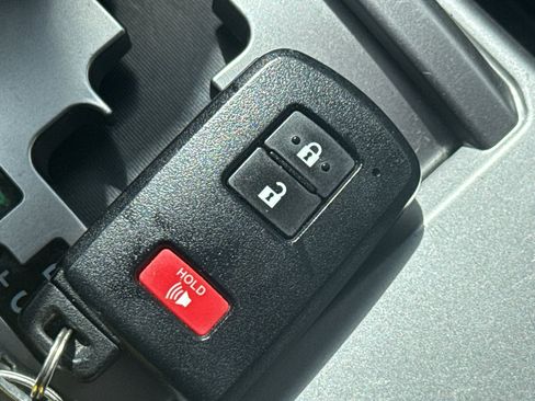 Used 2020 Toyota 4Runner Limited AWD/4WD image 37