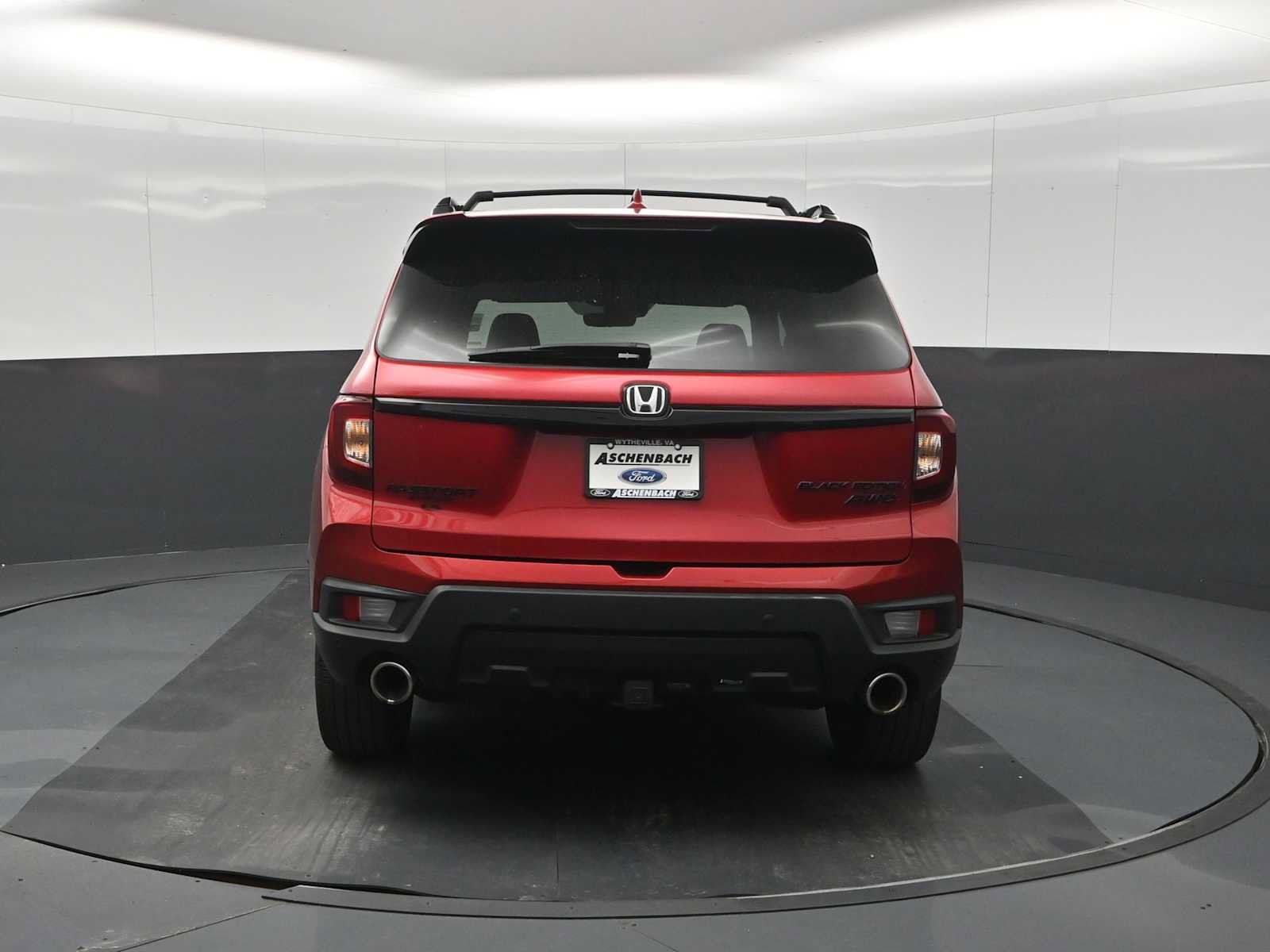 Used 2024 Honda Passport Black Edition image 7