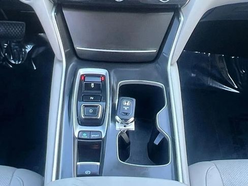 Used 2018 Honda Accord EX-L image 11