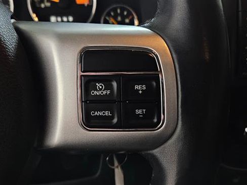 Used 2016 Jeep Compass High Altitude image 12