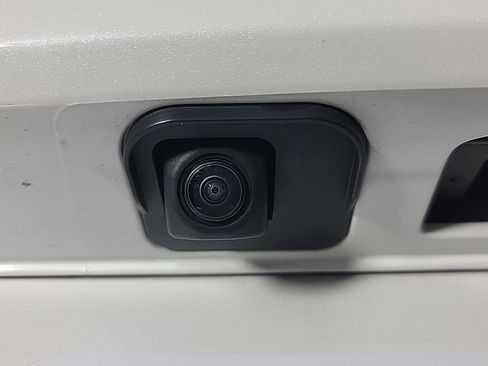 Certified 2025 Honda CR-V Sport Touring image 7