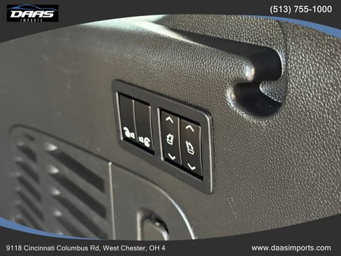 Used 2020 Chevrolet Suburban LT AWD/4WD image 34