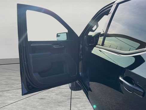 New 2026 GMC Sierra 1500 Elevation image 23