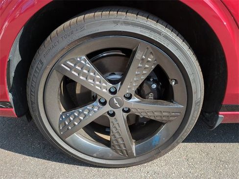 Certified 2025 Genesis GV70 3.5T Sport w/ Sport Advanced Package image 10