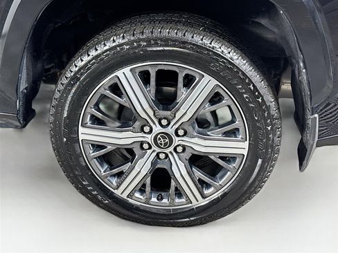 Certified 2023 Toyota Sequoia Capstone image 9