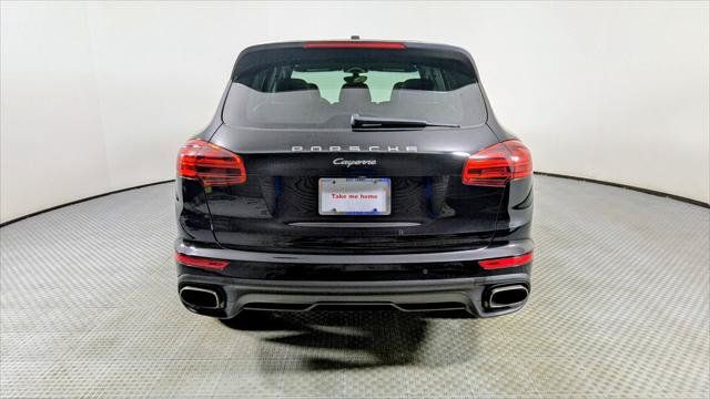 Used 2016 Porsche Cayenne w/ Premium Package AWD/4WD image 6