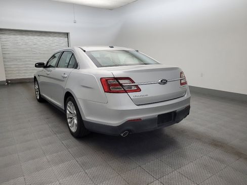 Used 2015 Ford Taurus Limited FWD image 5