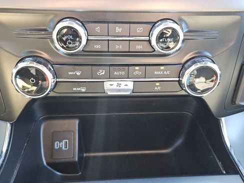 Used 2024 Ford F150 XLT w/ Mobile Office Package image 20
