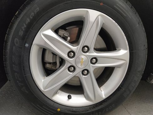 Used 2025 Chevrolet Malibu LS FWD image 31