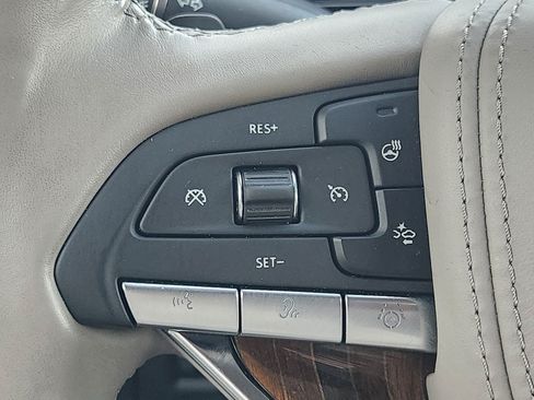 Used 2024 Cadillac Escalade ESV Sport Platinum AWD/4WD image 27