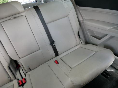 Used 2018 Volkswagen Atlas SE AWD/4WD image 14