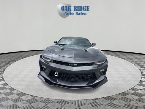 Used 2016 Chevrolet Camaro SS RWD image 2