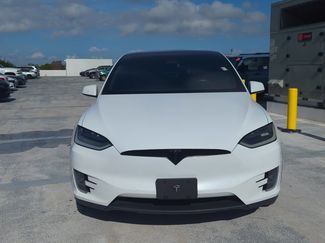 Used 2018 Tesla Model X P100D video 3