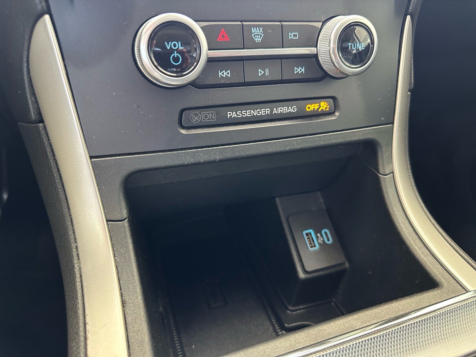 Used 2021 Ford Edge SEL w/ Convenience Package FWD image 28