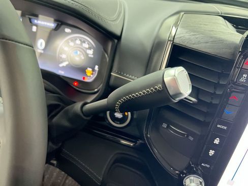 New 2026 RAM 2500 Limited AWD/4WD image 18