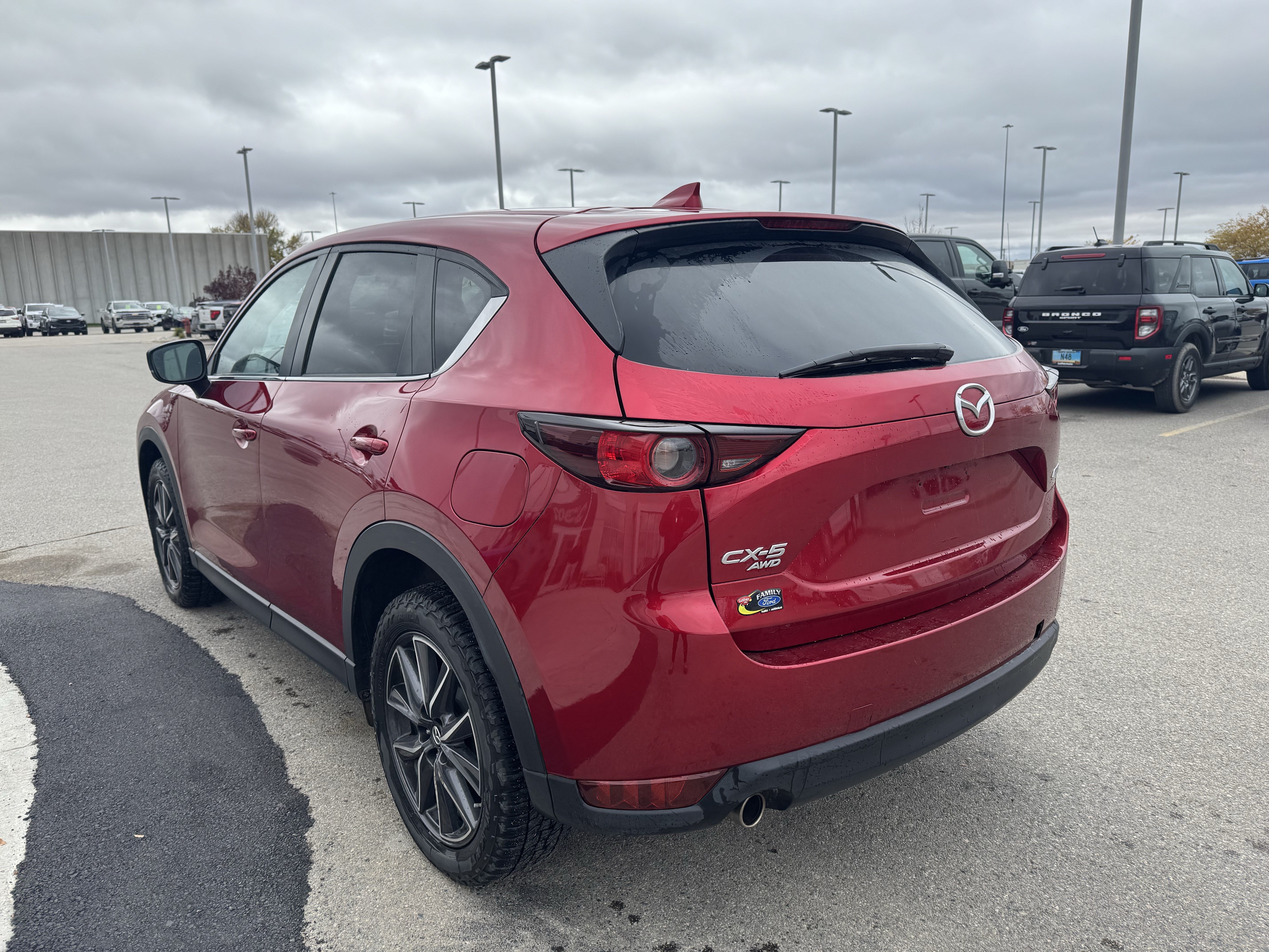 Used 2018 MAZDA CX-5 Touring w/ Preferred Equipment Package AWD/4WD image 4