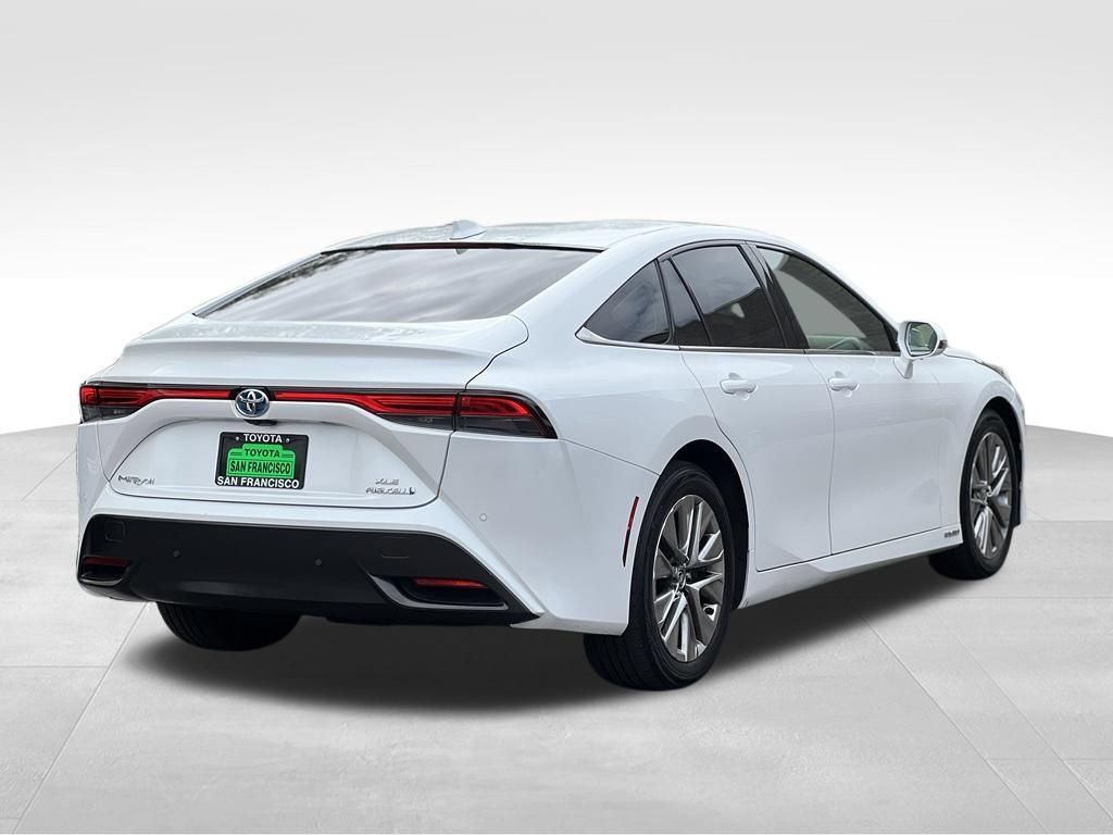 Certified 2022 Toyota Mirai w/ Advanced Technology Package RWD image 5