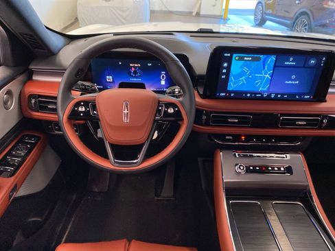 New 2026 Lincoln Aviator Reserve AWD/4WD image 19