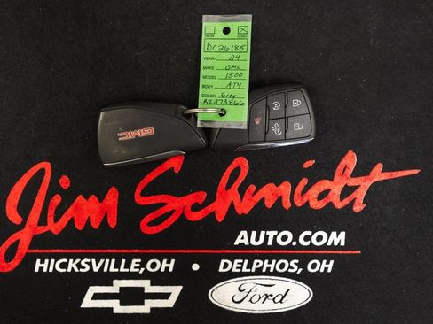 Used 2024 GMC Sierra 1500 AT4 w/ AT4 Preferred Package AWD/4WD image 43
