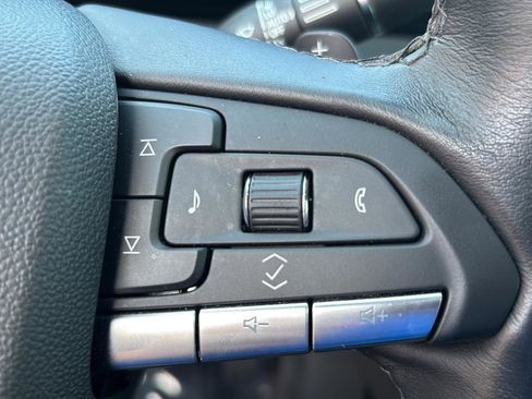 Used 2024 Cadillac XT4 Premium Luxury image 26