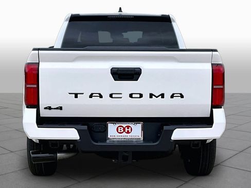 New 2026 Toyota Tacoma SR5 AWD/4WD image 4