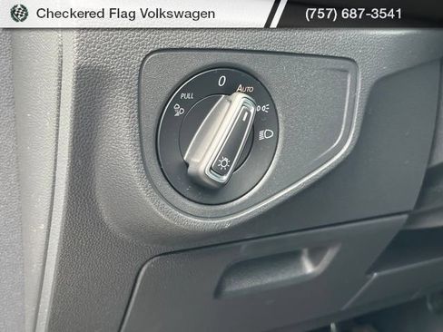 Used 2023 Volkswagen Atlas Cross Sport SEL R-Line AWD/4WD image 20