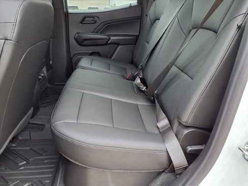 New 2026 Chevrolet Colorado Trail Boss AWD/4WD image 9