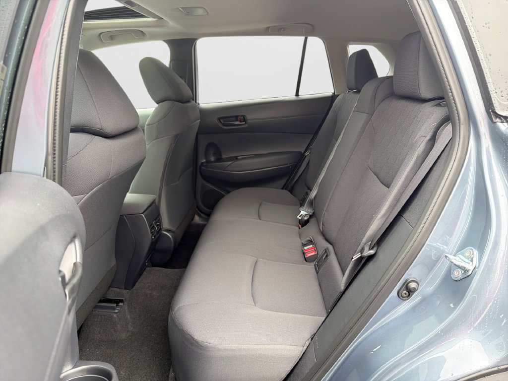 New 2026 Toyota Corolla Cross LE w/ Moonroof Package AWD/4WD image 31