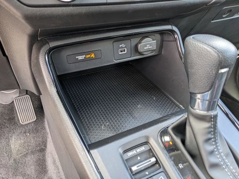 Used 2023 Honda CR-V LX image 29