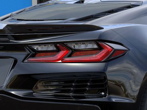 New 2025 Chevrolet Corvette E-Ray image 11