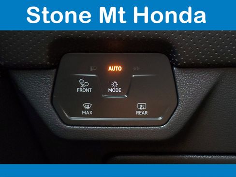 Used 2024 Volkswagen Atlas SEL Premium R-Line AWD/4WD image 34