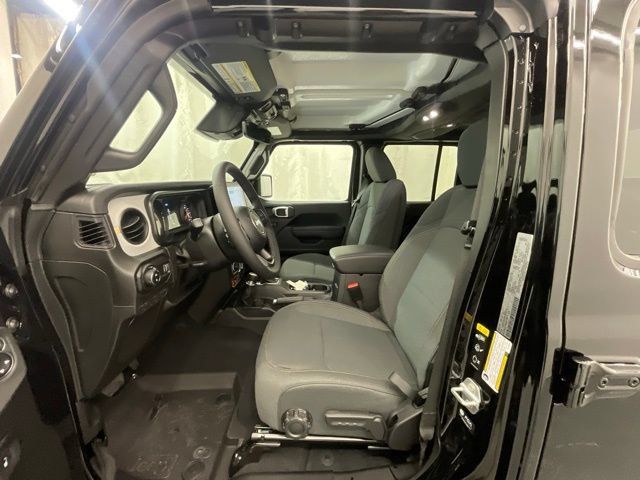 New 2026 Jeep Gladiator Mojave AWD/4WD image 10