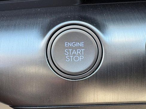 Certified 2025 Hyundai Kona SEL image 12