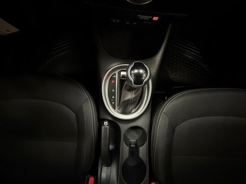 Used 2017 Kia Soul + FWD image 16