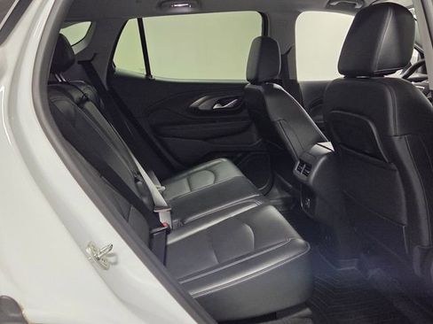 Used 2023 GMC Terrain SLT FWD image 15