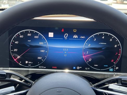 New 2026 Mercedes-Benz E 350 4MATIC Sedan image 22