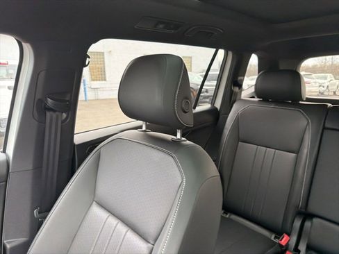 Used 2023 Volkswagen Tiguan SE R-Line image 67