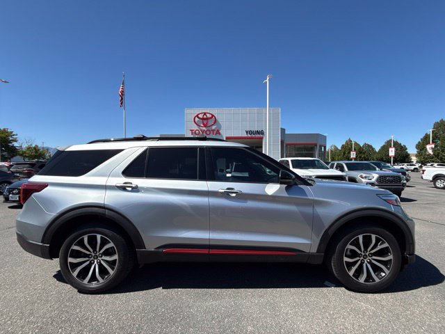 Used 2020 Ford Explorer ST AWD/4WD image 4